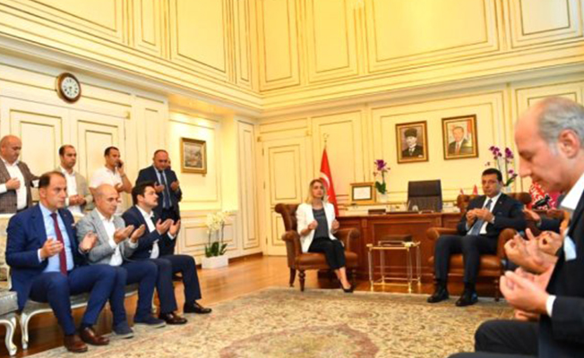 İmamoğlu o fotoğraf hakkında konuştu: Laikliğe aykırı değil...