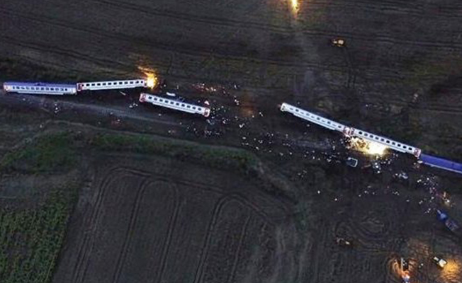 Çorlu tren katliamı avukatlarından biri baskı nedeniyle davadan çekildi!