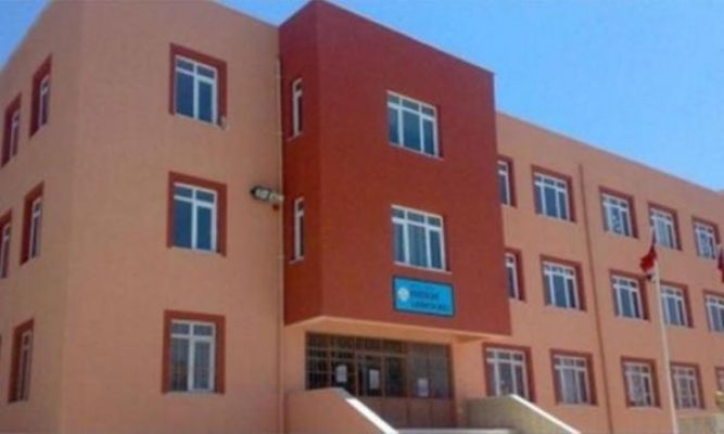Skandal: Matematik öğretmeninden Risale-i Nur dersi!