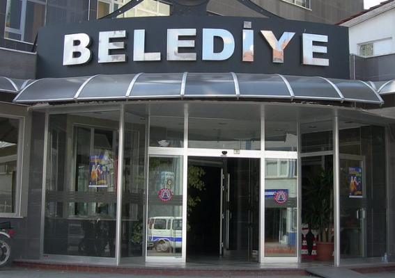 İşte belediyeyi batıranların başına gelecekler