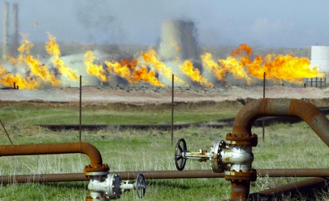 Irak petrolünü Türkiye'ye taşıyan boru hattında peş peşe patlamalar