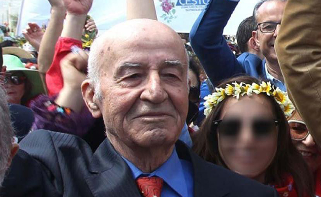 CHP’li eski vekile büyük şok: 2 milyonunu kaptırdı!