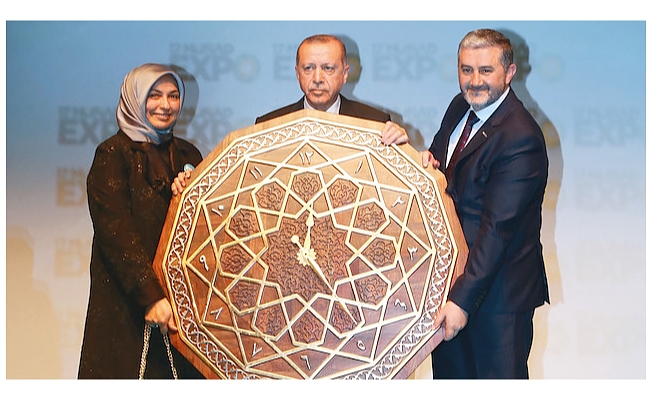 AKP'li patronlara göre, gözü kapatınca ekonomik kriz yok oluyor...