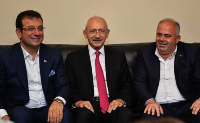 AKP'li belediye başkanına çaya gittiler