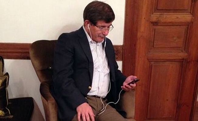 Yeni AKP cephesinden adım: Davutoğlu ilk mesajını 'alıntı' yaparak verdi