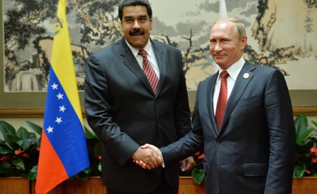 Putin'den Maduro'ya 'Bağımsızlık Günü' mesajı