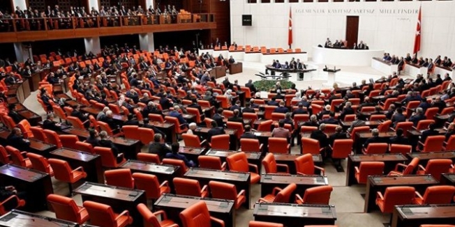 'Meclis'e bilardo masası gerek!'