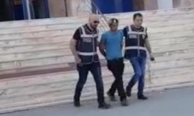 Otobüs durağında genç kıza taciz: Gel sana 50 lira vereyim