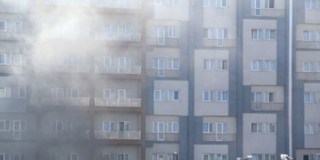 Öğrenci yurdunda trafo yangını