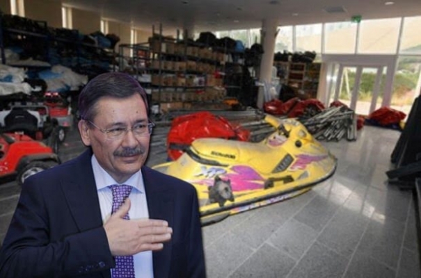 Posta yazarına ‘jet ski’ sansürü