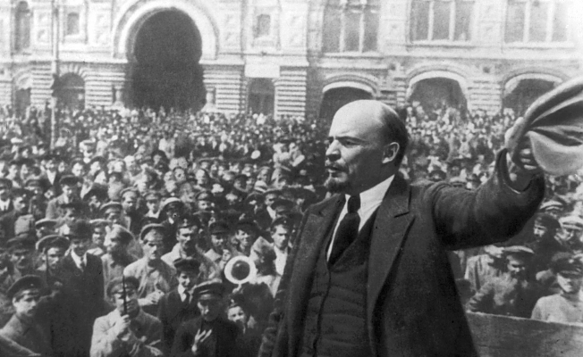Netflix'ten tarihi hata: Lenin'i 19 yıl erken öldürdüler