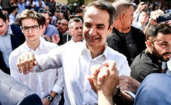 Erdoğan ve Çavuşoğlu'dan zafer tebriği