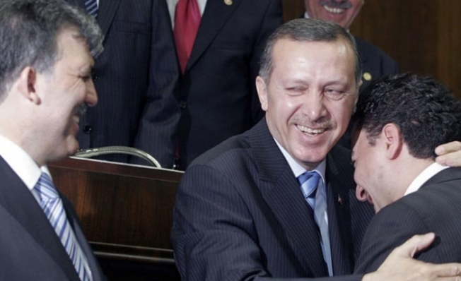 Başlama düdüğü çaldı: Gül ve Babacan ekibi topluyor