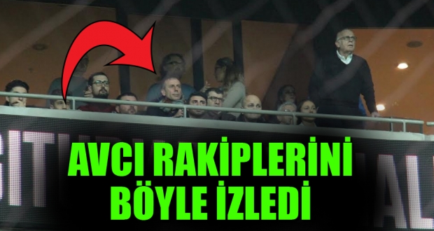 Avcı rakiplerini izledi