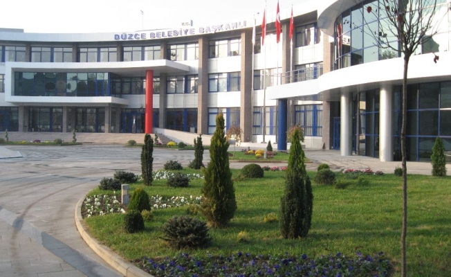 AKP'li belediye yurttaşa yol sattı