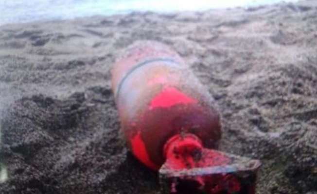 Karasu Plajı'nda bomba paniği!