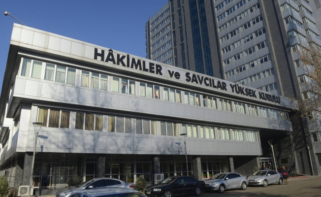 9 hakim ve savcı görevden uzaklaştırıldı