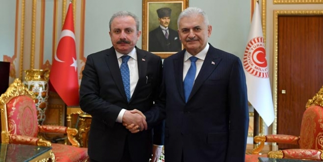 'Binali Yıldırım koltuğunu geri istiyor'