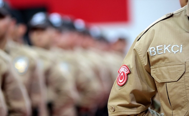 VİDEO | AKP'nin bekçilerinden sert müdahale: Biz de polisiz!