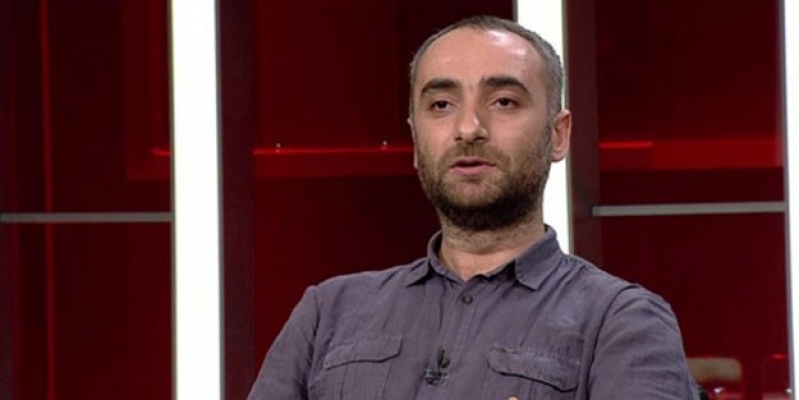 VİDEO | Saymaz'ın 'uçak' yanıtı gündem oldu: Beni trollerle karıştırma