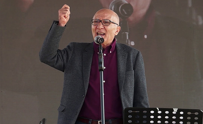 Nihat Behram'dan Orhan Aydın'a destek: Aydınlanma mücadelemizde kıvılcımdır, karanlığa yem etmeyiz!