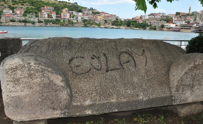 3 bin yıllık tarihi esere 'Gülay' yazdı