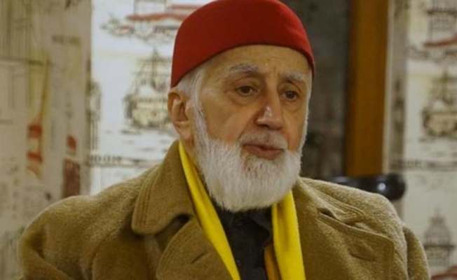 Gerici yazar dört gün önce öldü ama hala gazetede yazıyor
