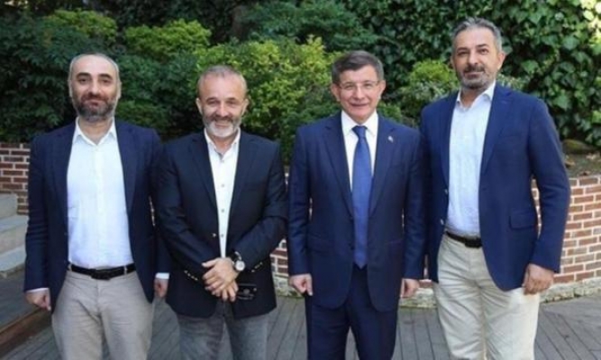Davutoğlu'yla röportaj yapınca işlerinden oldular