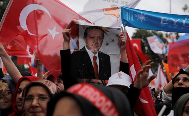 Böyle giderse AKP içi OHAL ilan edilecek: Yandaş yazar 'Bizim kitle kabalaşıyor' dedi