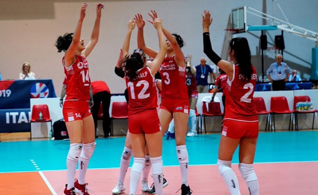 Avrupa Voleybol Şampiyonası'nda şampiyon Türkiye!
