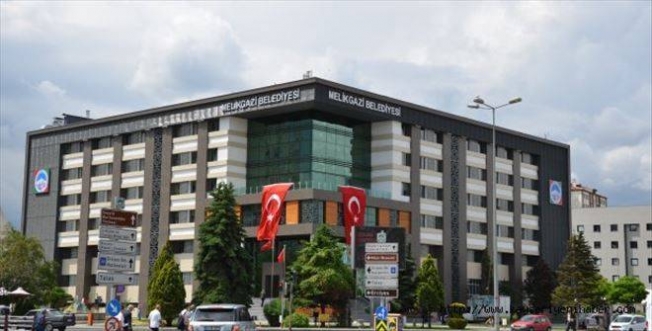 MHP'li vekilden AKP'li vekile: Ağayı da paşayı da tanımıyoruz
