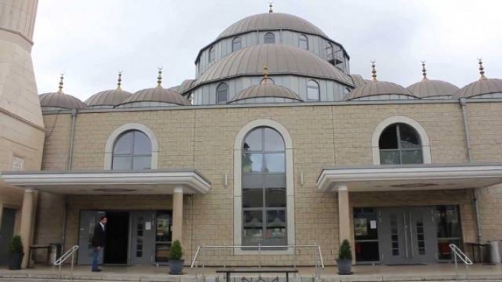 Almanya alarma geçti: Camiye bomba ihbarı
