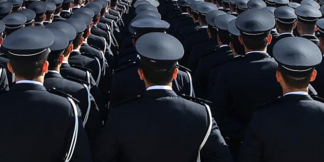 Emniyet'te bin 843 yeni terfi