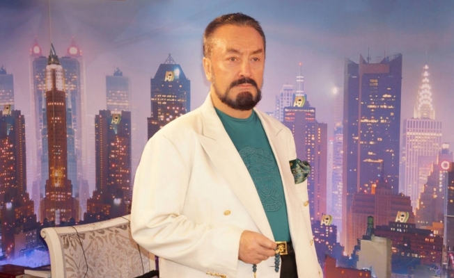 Adnan Oktar'dan 'Askere gitmeyin' talimatı