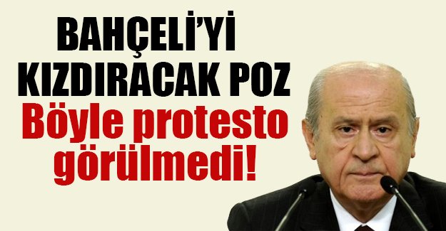 MHP'de Bahçeli'yi kızdıracak poz