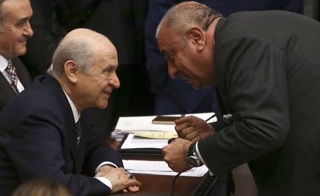 MHP'de mektup krizi: Bahçeli fena rezil oldu!