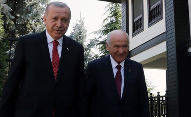 Erdoğan, Bahçeli'yi evinde ziyaret etti