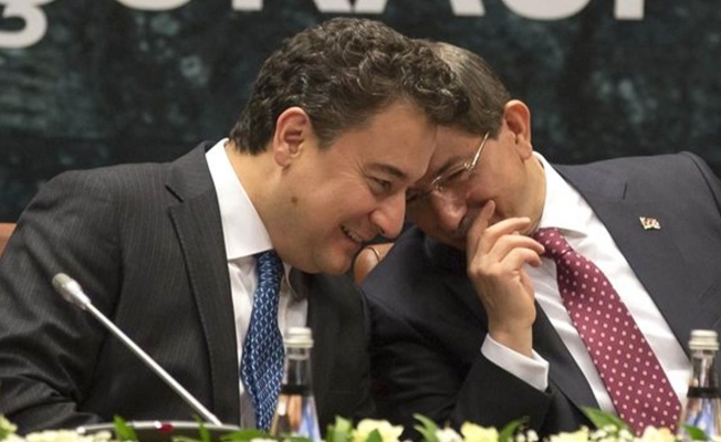 Gül'e yakın isim açıkladı: AKP'den yeni partiye kaç vekil geçecek?