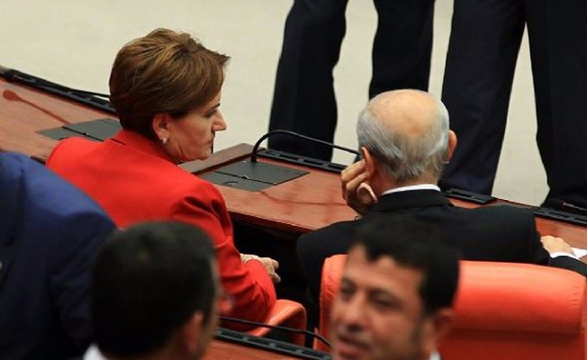 Bahçeli'nin 'geri dön' davetine Akşener'den olay yanıt!