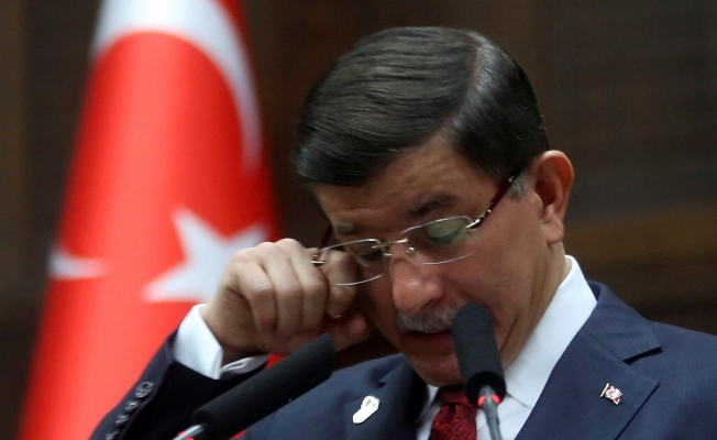 Davutoğlu ile görüşen eski AKP'li vekil 'Davutoğlu pes edebilir' dedi!