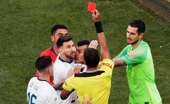 Messi'ye futboldan men cezası
