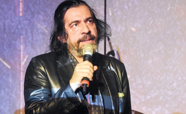 VİDEO | Okan Bayülgen Saray'daki çifter maaşlılarla 'duygudaş' çıktı!