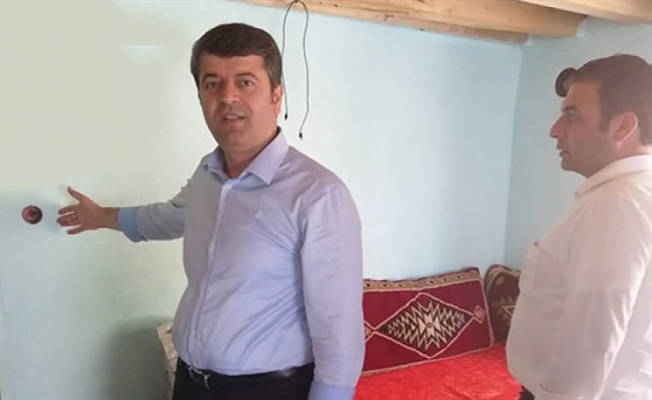 Elektrik isteyen köy halkına bakandan ilginç şart