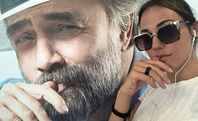 Meryem Uzerli'den öpücük, Oktay Kaynarca'dan 'Ne hoşsun'...