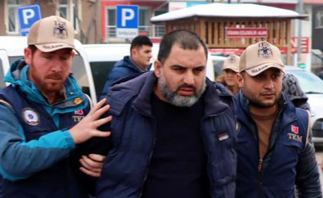 IŞİD yanlısı kendini deliliğe vurdu: Hastalandığımda aşırı dinci oluyorum