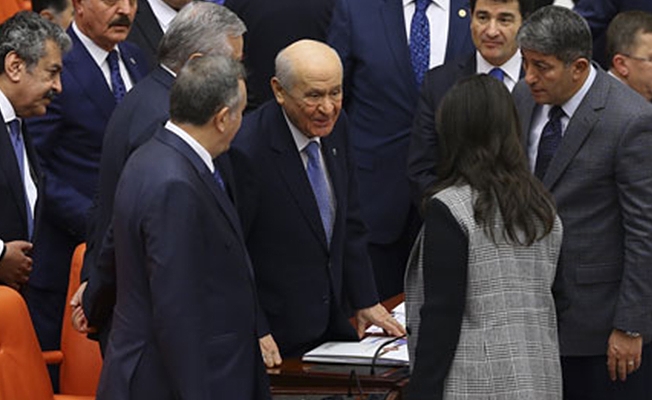 HDP'den Bahçeli'ye sert sözler: İlkesizlik abidesi Bahçeli!