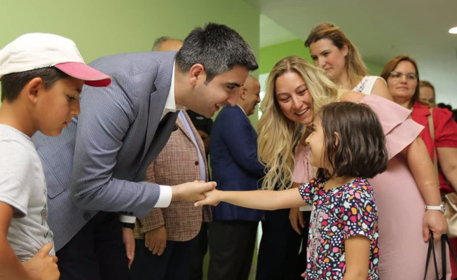 Kartal Belediyesi'nde bayram kucaklaşması