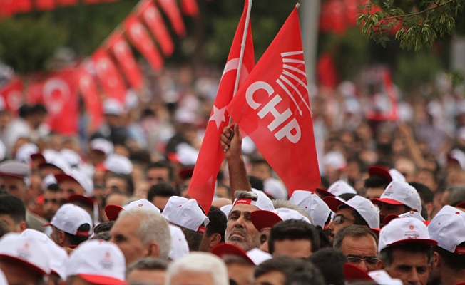 CHP'de parti örgütü yenileniyor