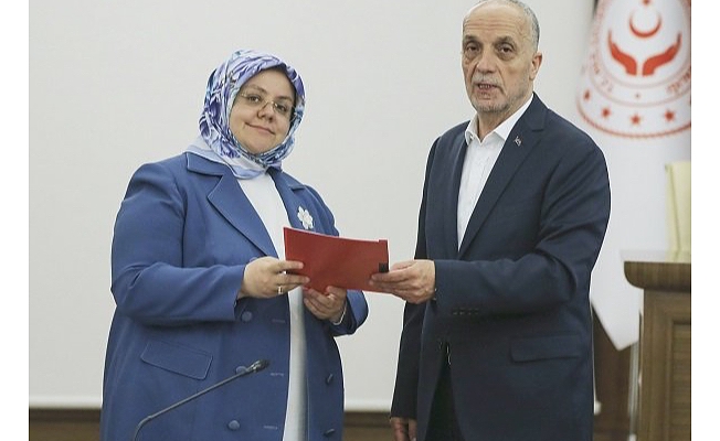 VİDEO | Mikrofon açık kalınca yandaşlığı ortaya dökülmüştü: Paçayı böyle kurtarmaya çalıştı