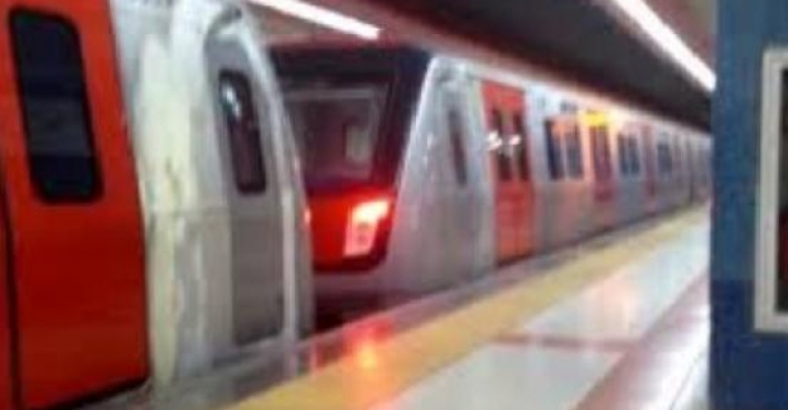 Metroda intihar girişimi